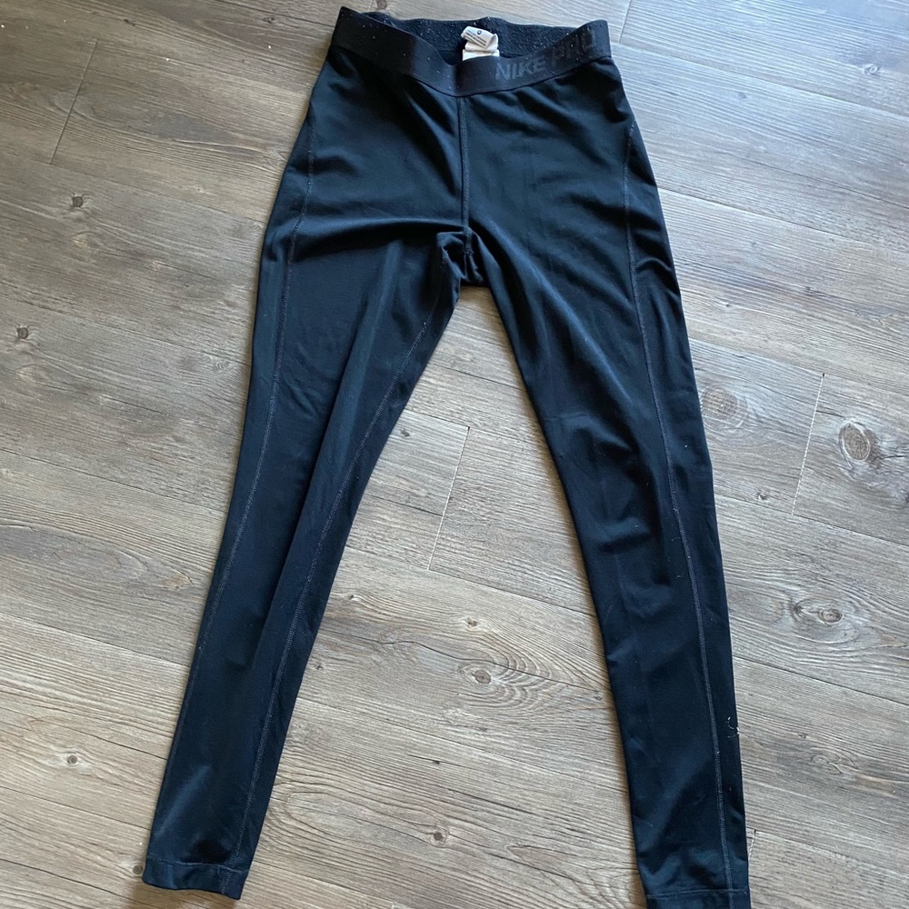 Nike Pro leggings